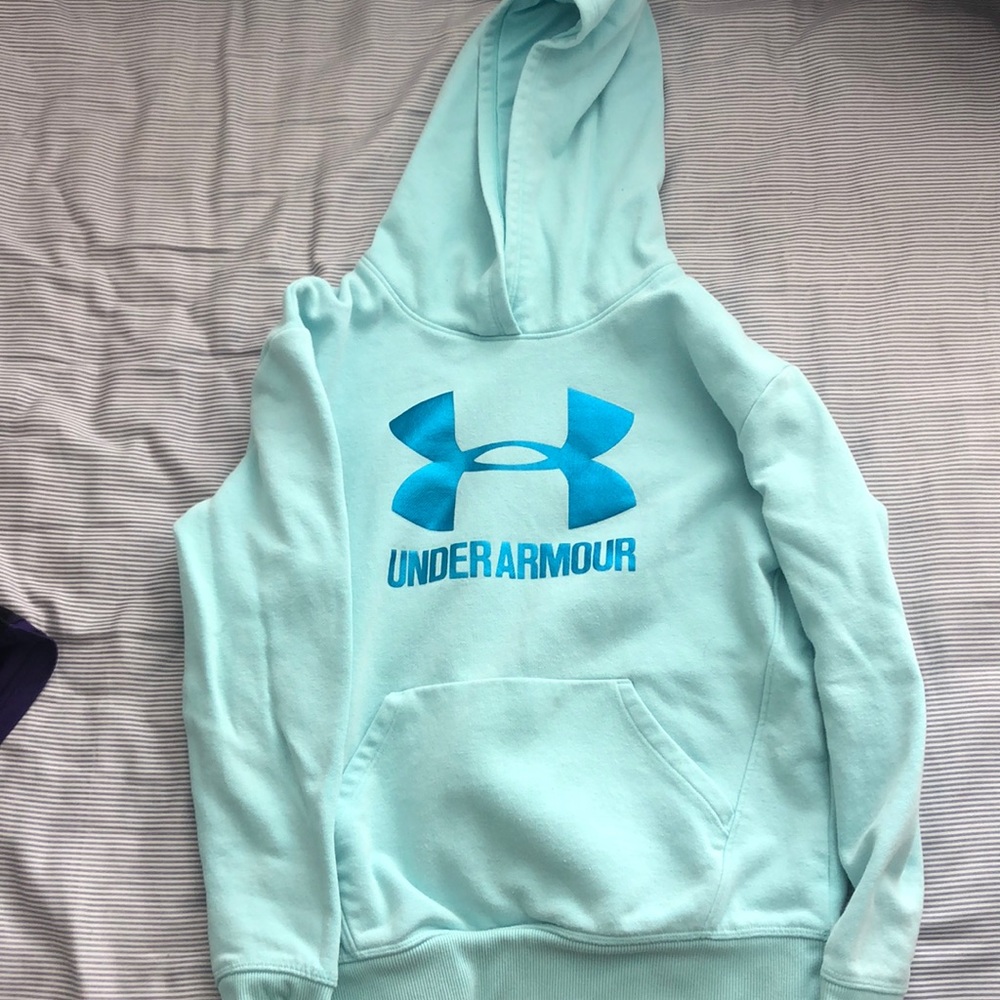 Underarmour girls hoodie M